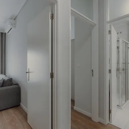 1br With Ac Near Palacio De Cristal Apartment
